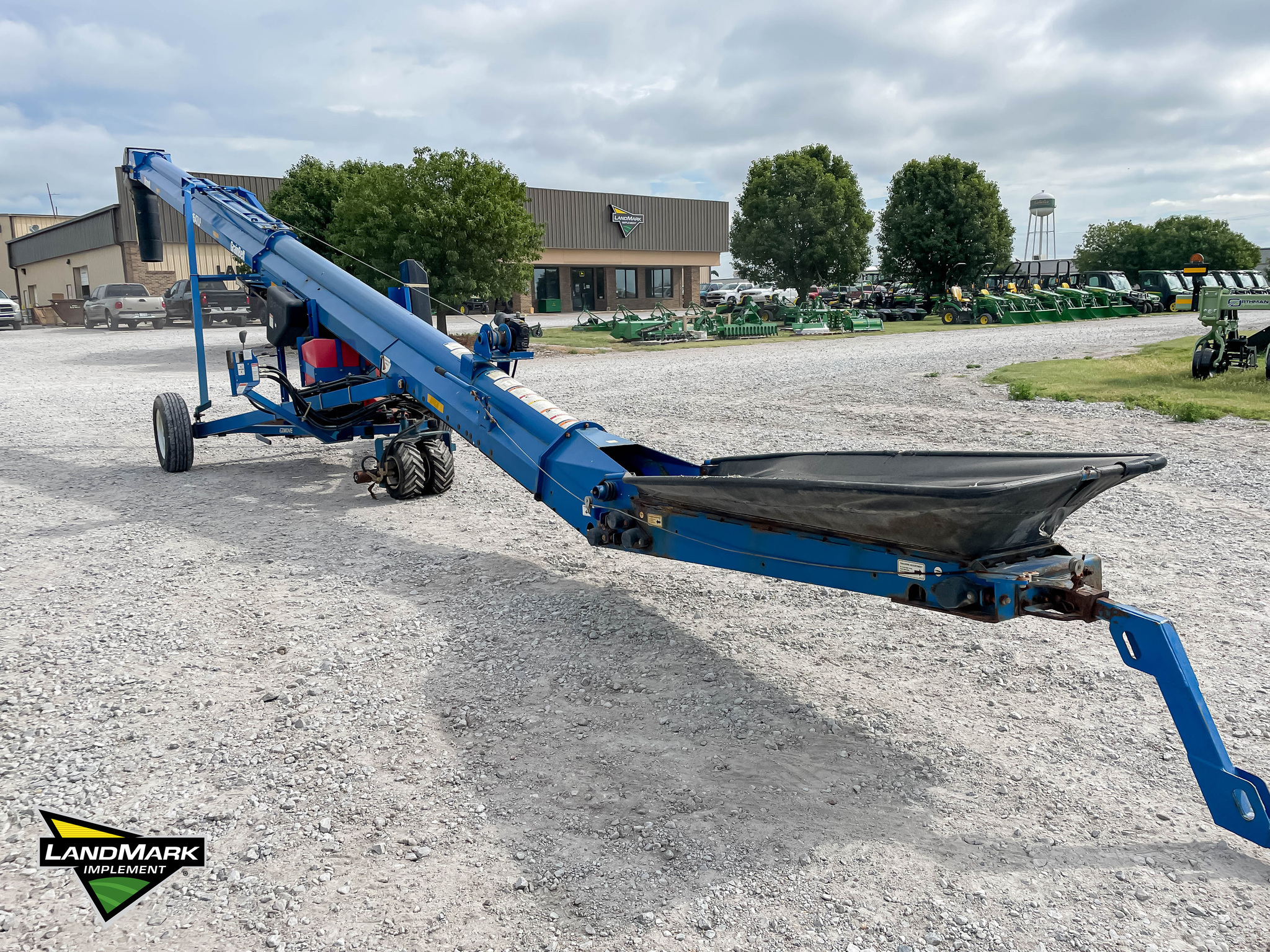 2021 Brandt 1547LP+ Augers and Conveyor