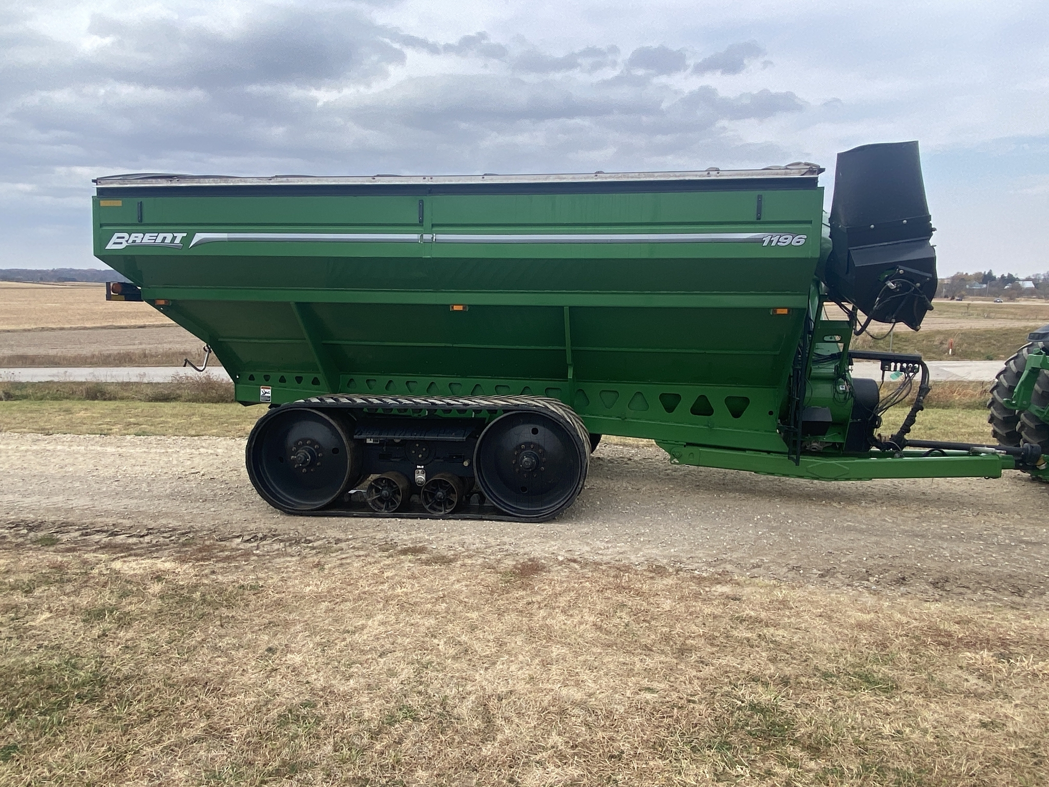 2014 Brent 1196 Grain Cart