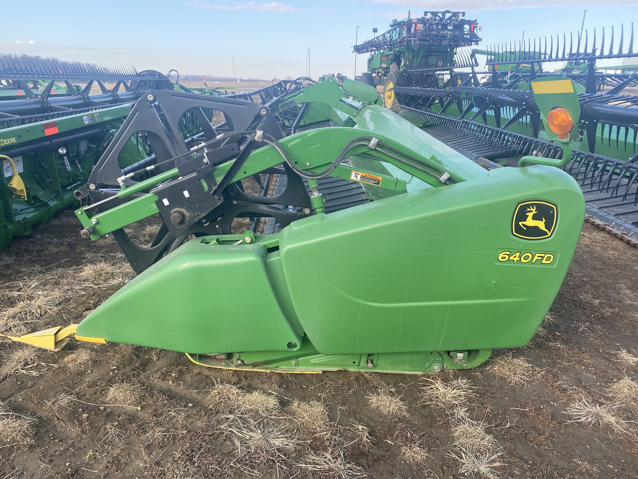2012 John Deere 640FD Platform