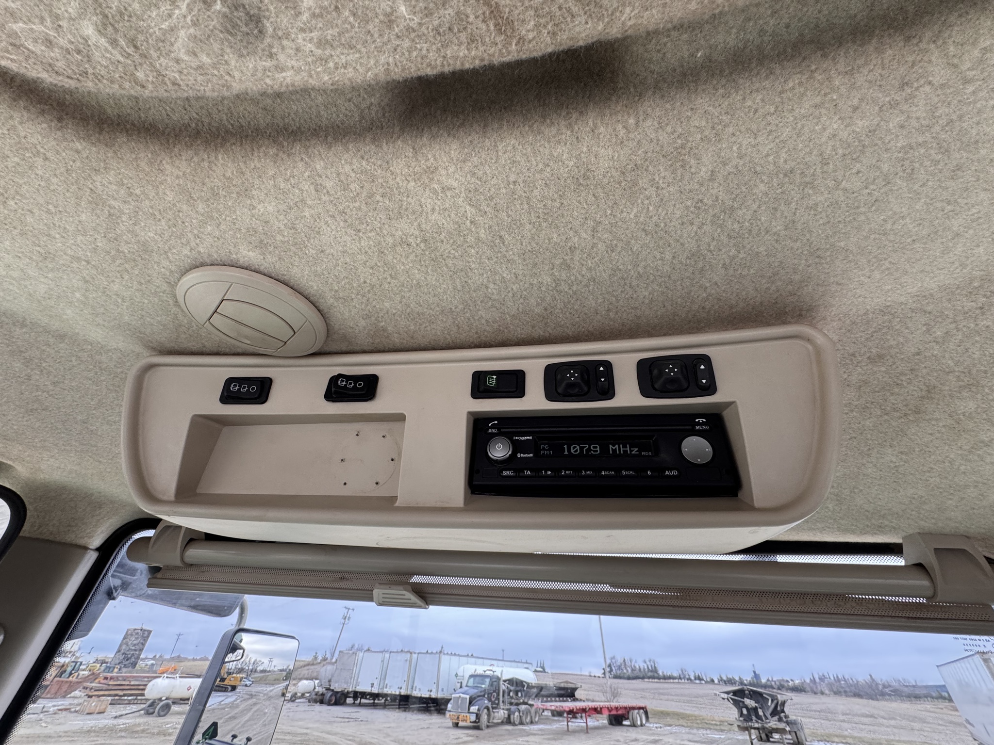 2018 John Deere 9520RX Tractor