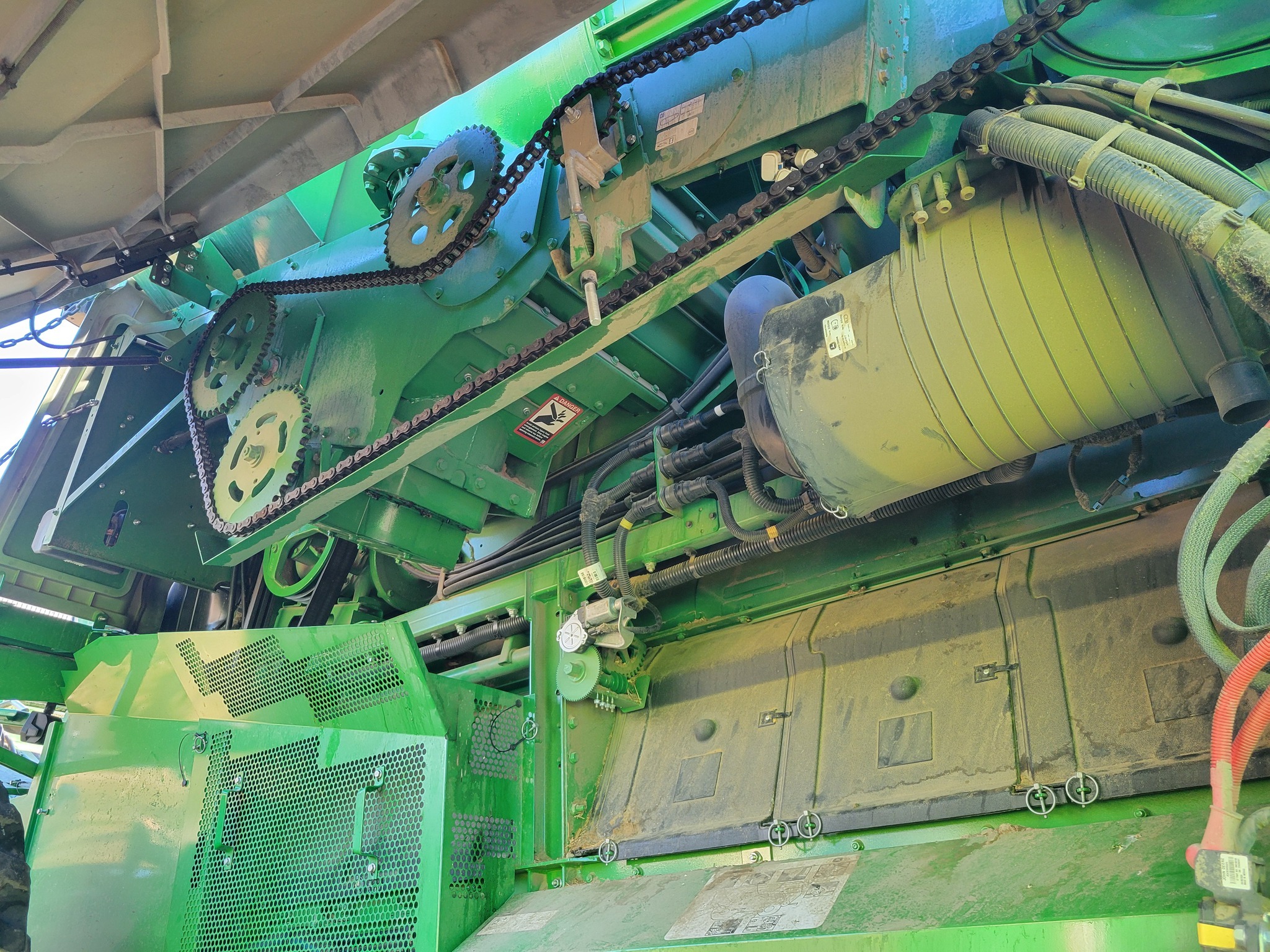 2024 John Deere S780 Combine