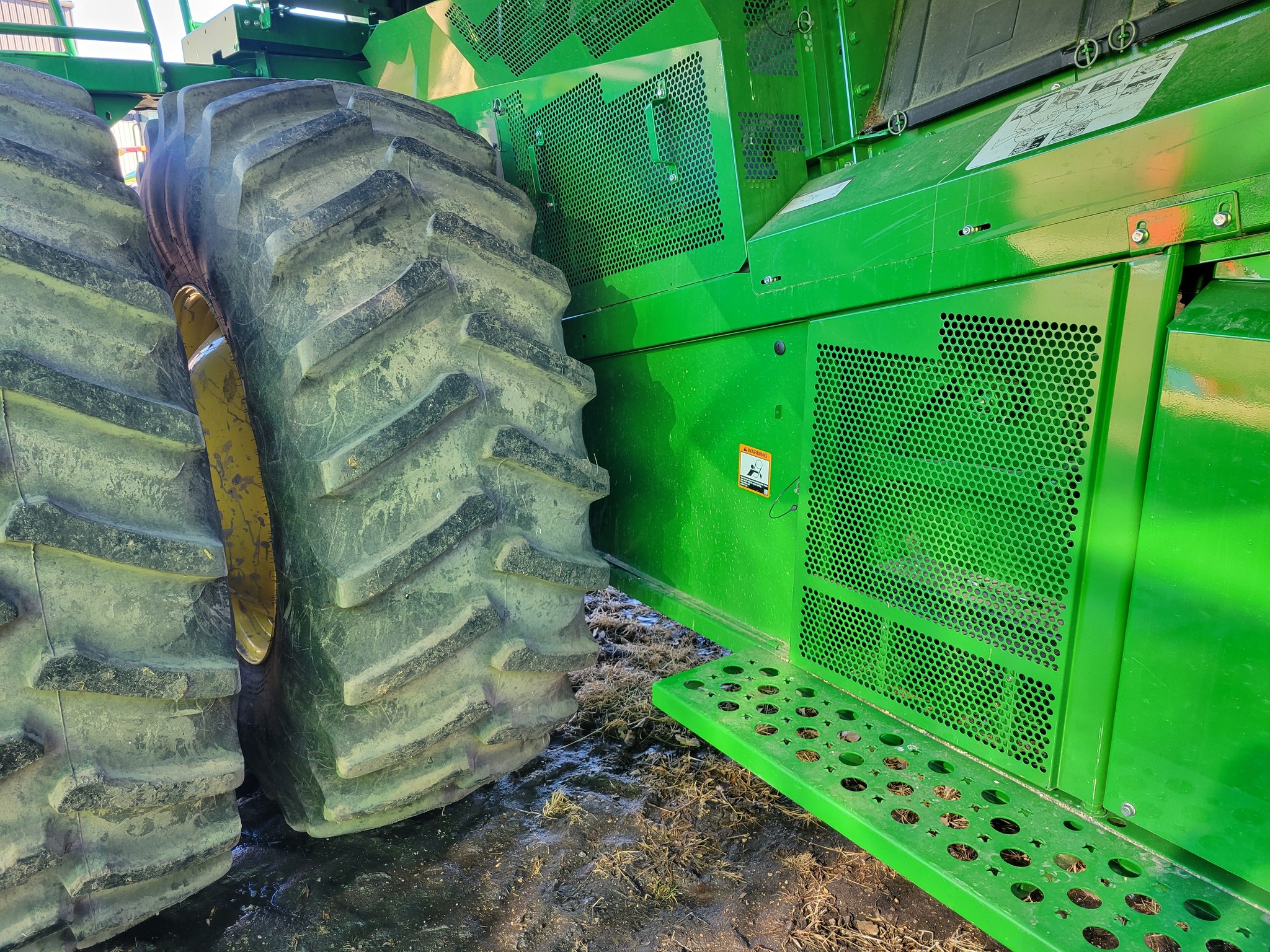 2024 John Deere S780 Combine