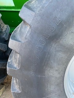 2021 Brent 1596 Grain Cart