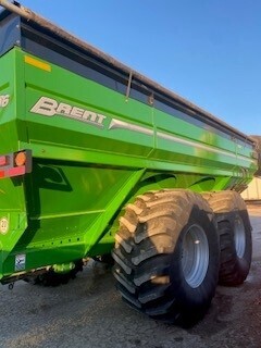 2021 Brent 1596 Grain Cart