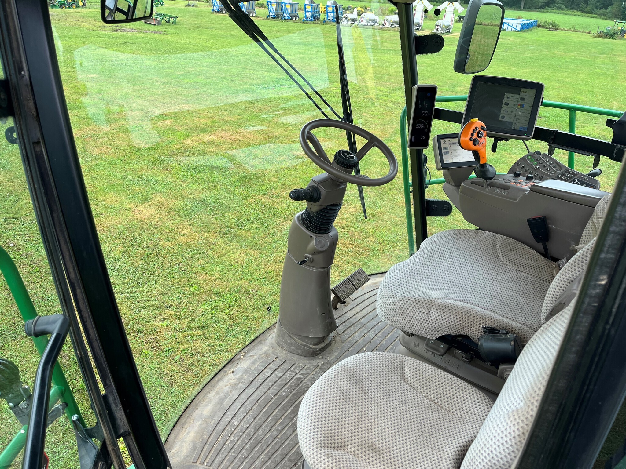 2017 John Deere 8600 Self-Propelled Forage Harvester