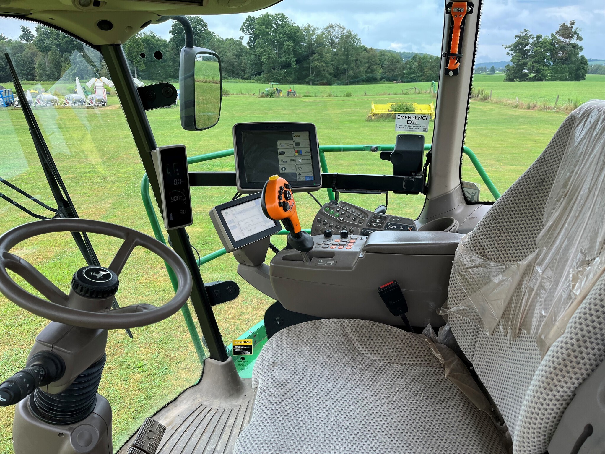 2017 John Deere 8600 Self-Propelled Forage Harvester