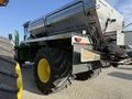 2022 John Deere 800R Self-Propelled Fertilizer Spreader
