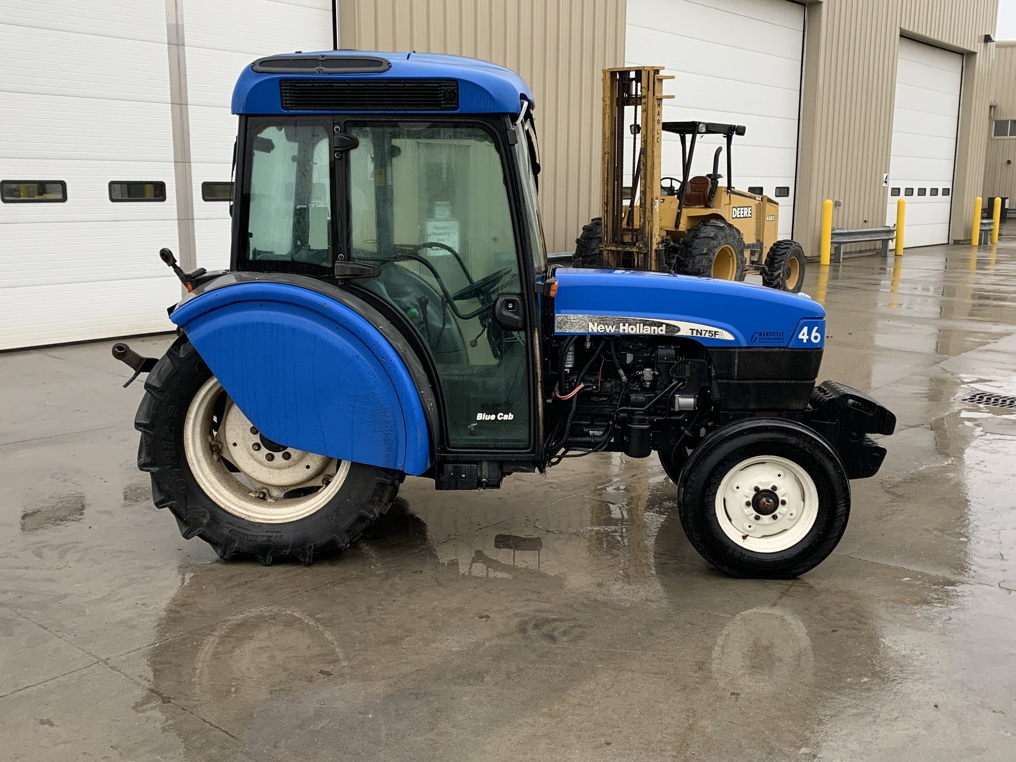 2008 New Holland TN75FA Tractor