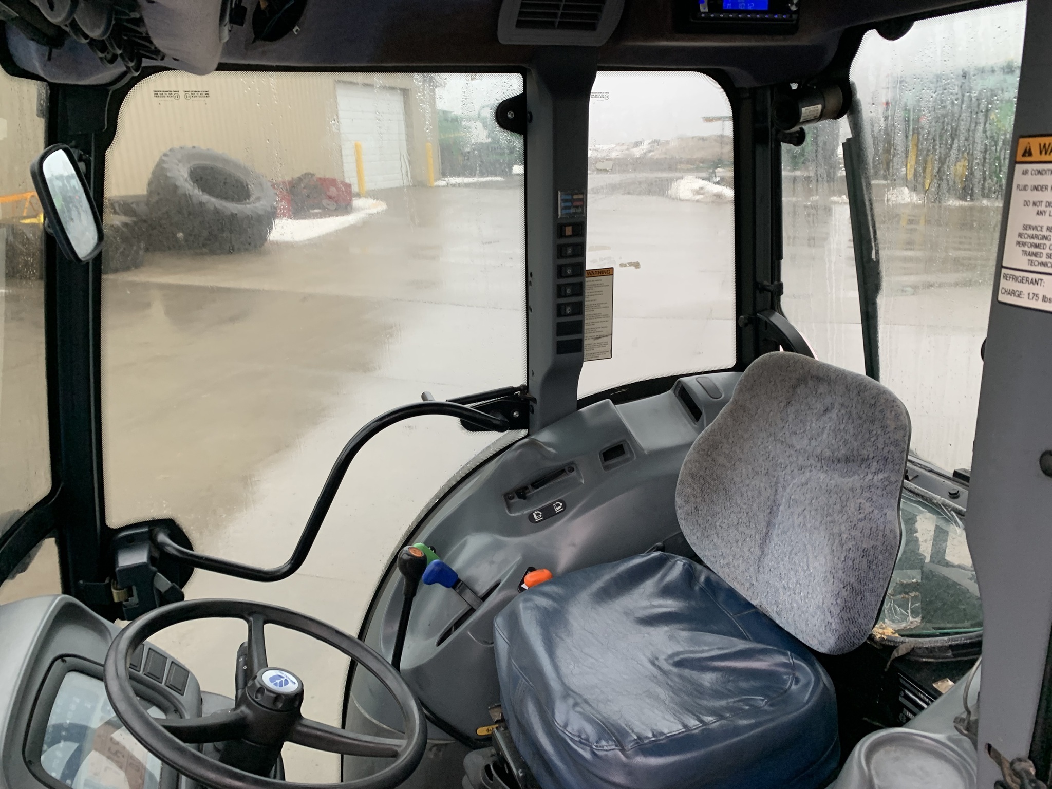 2008 New Holland TN75FA Tractor