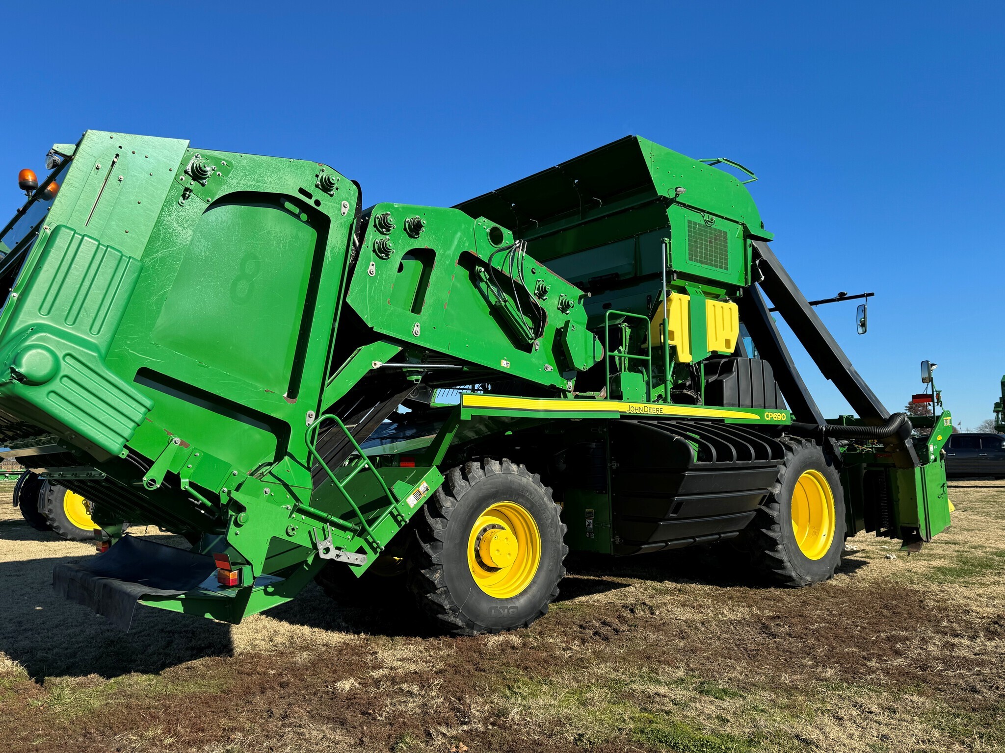 2018 John Deere CP690 Cotton Equipment