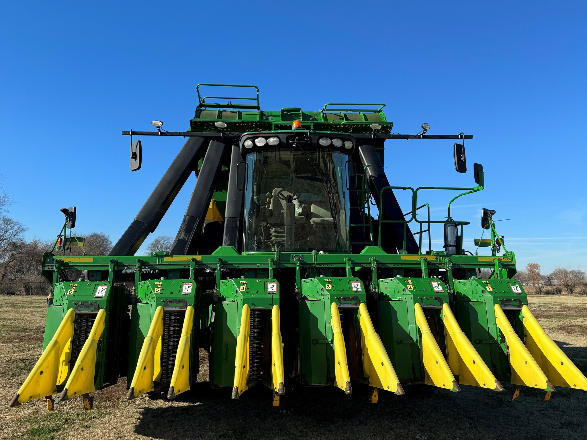 2018 John Deere CP690 Cotton Equipment