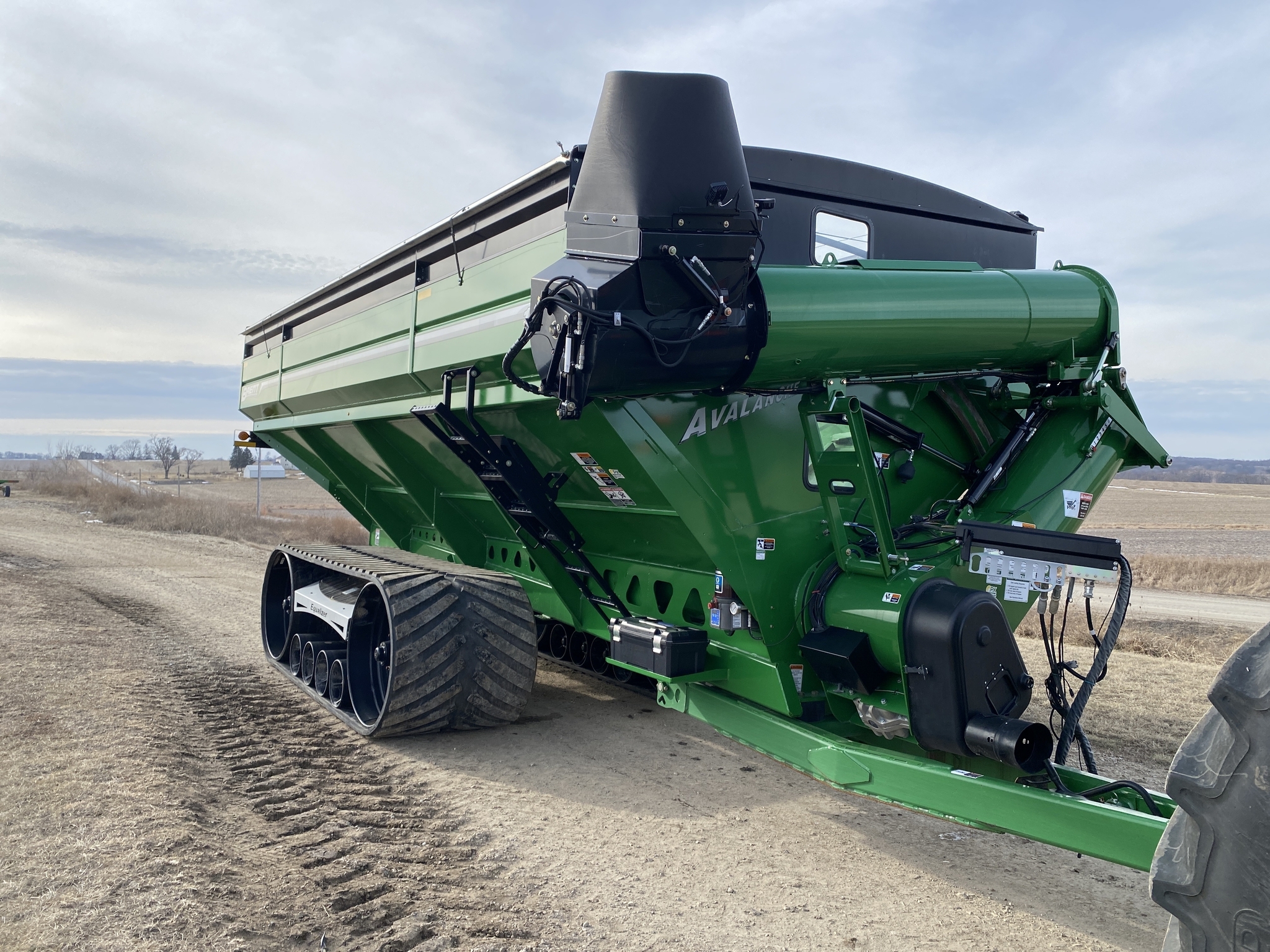 2022 Brent 1596 Grain Cart