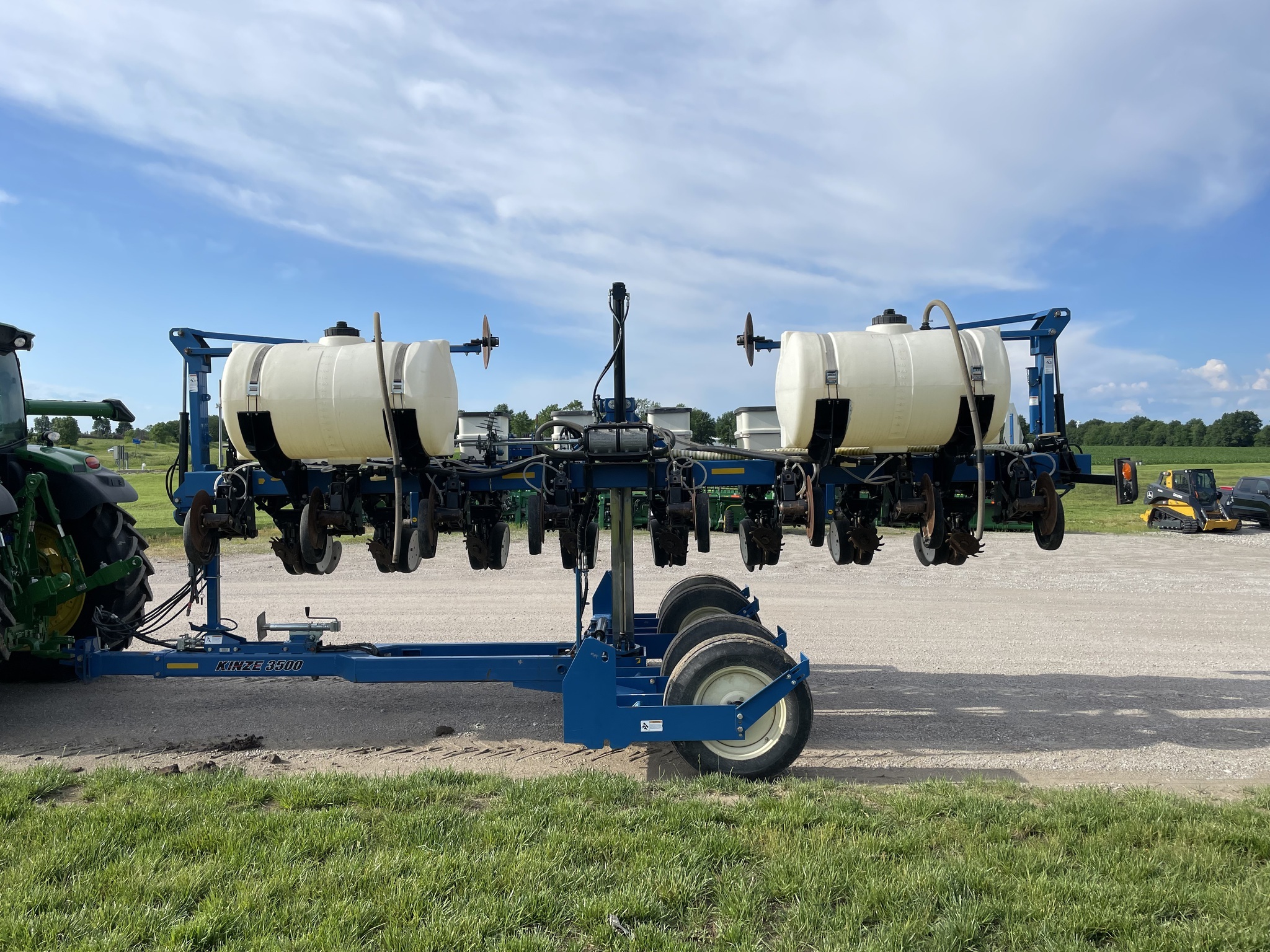 2013 Kinze 3500 Planter