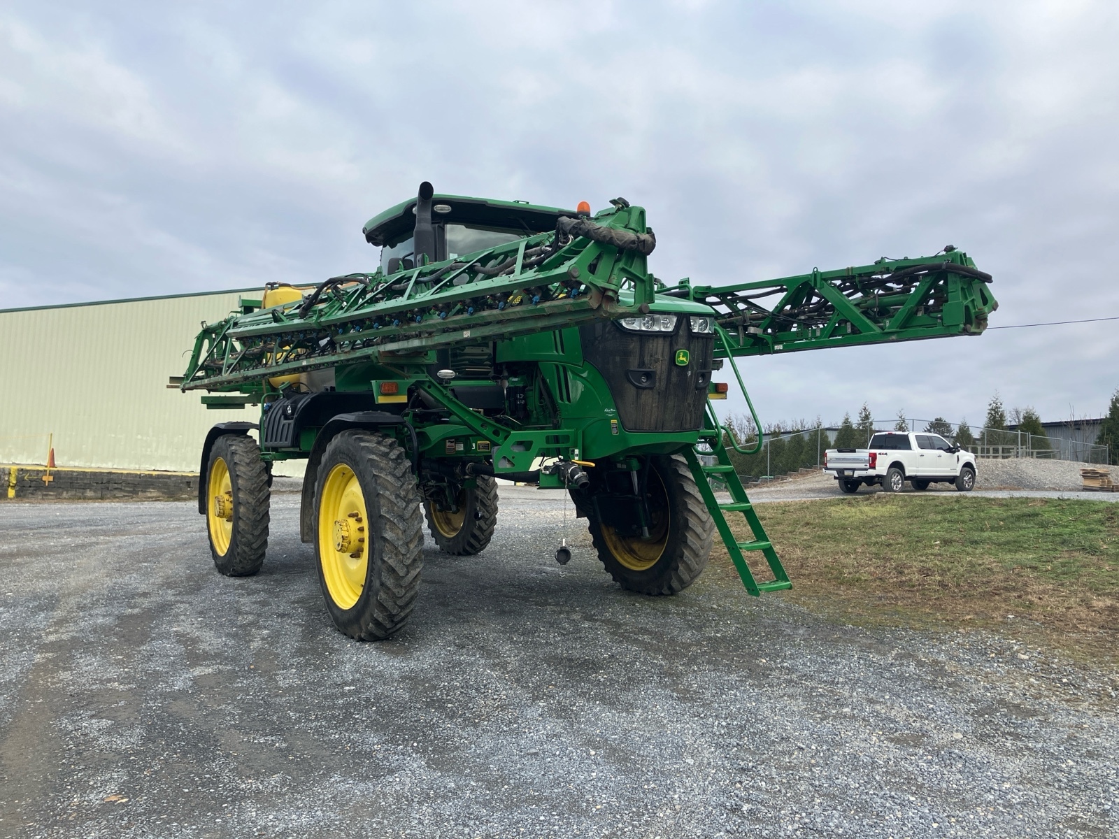 2020 John Deere R4038 Self-Propelled Sprayer