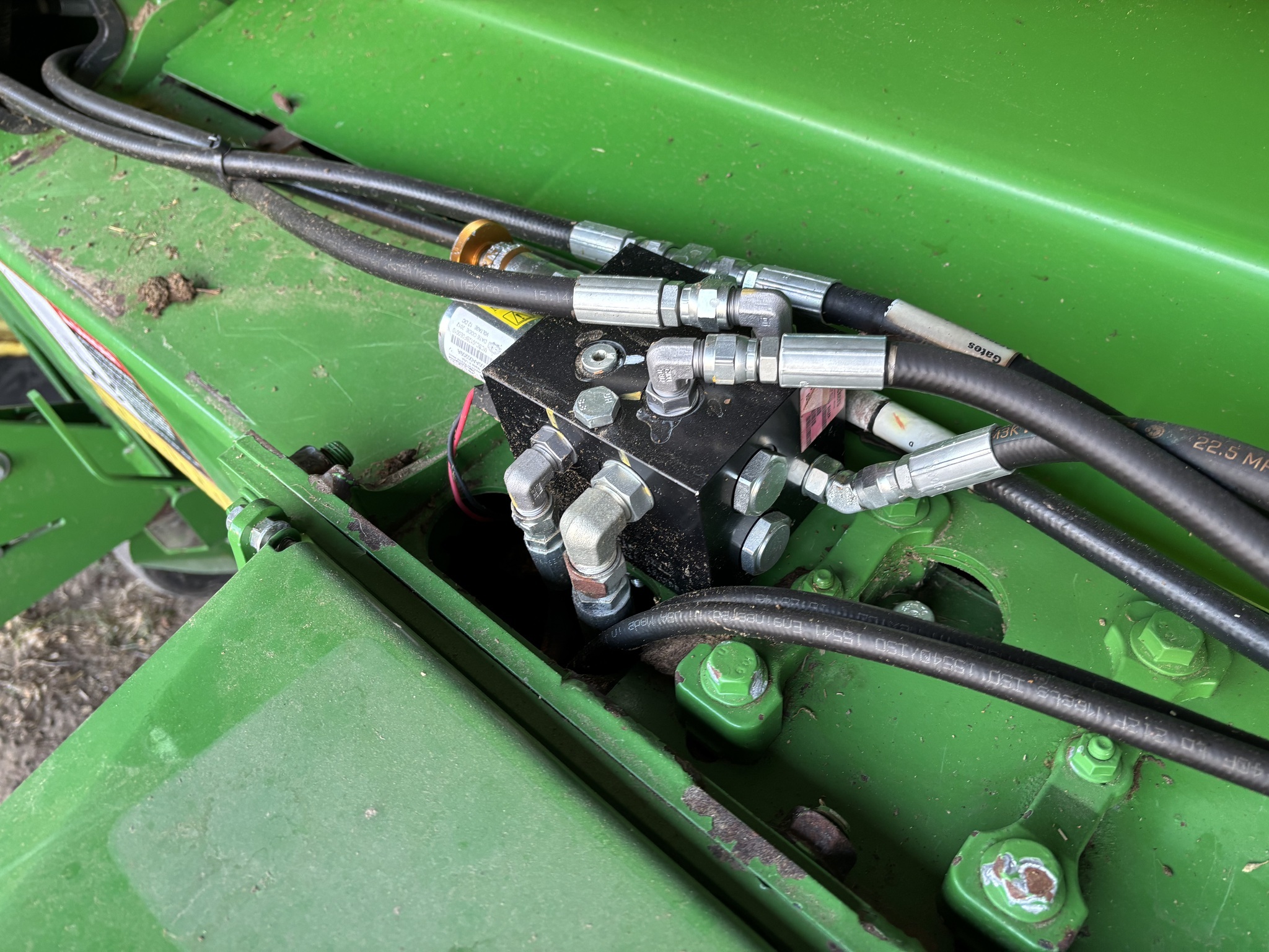 2020 John Deere 560R Round Baler