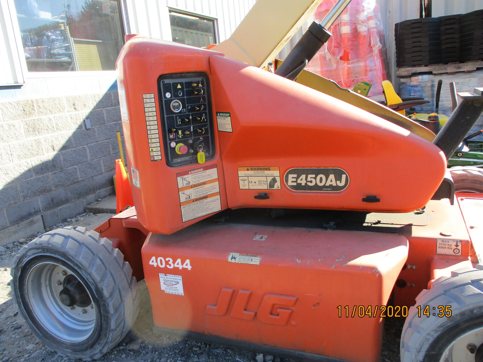 2014 JLG E450AJ Telehandler
