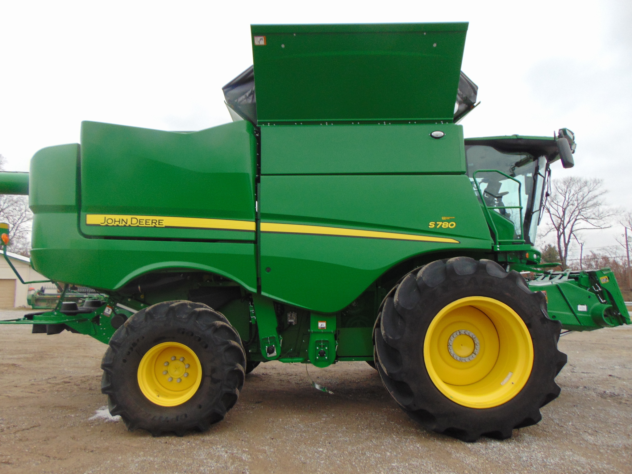 2023 John Deere S780 Combine
