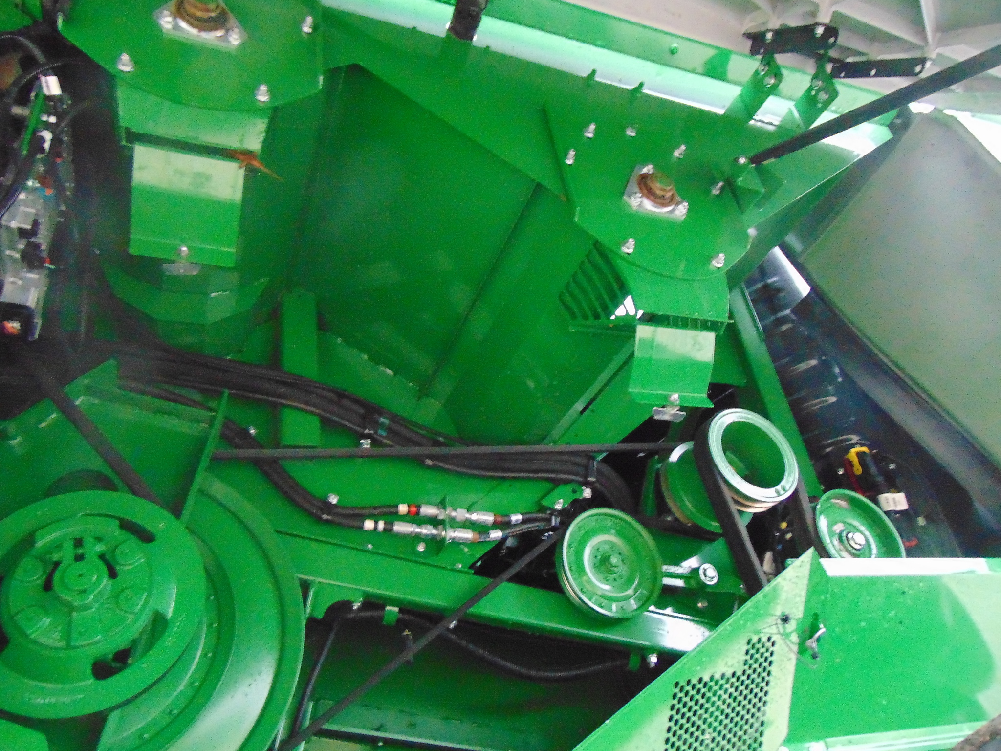 2023 John Deere S780 Combine