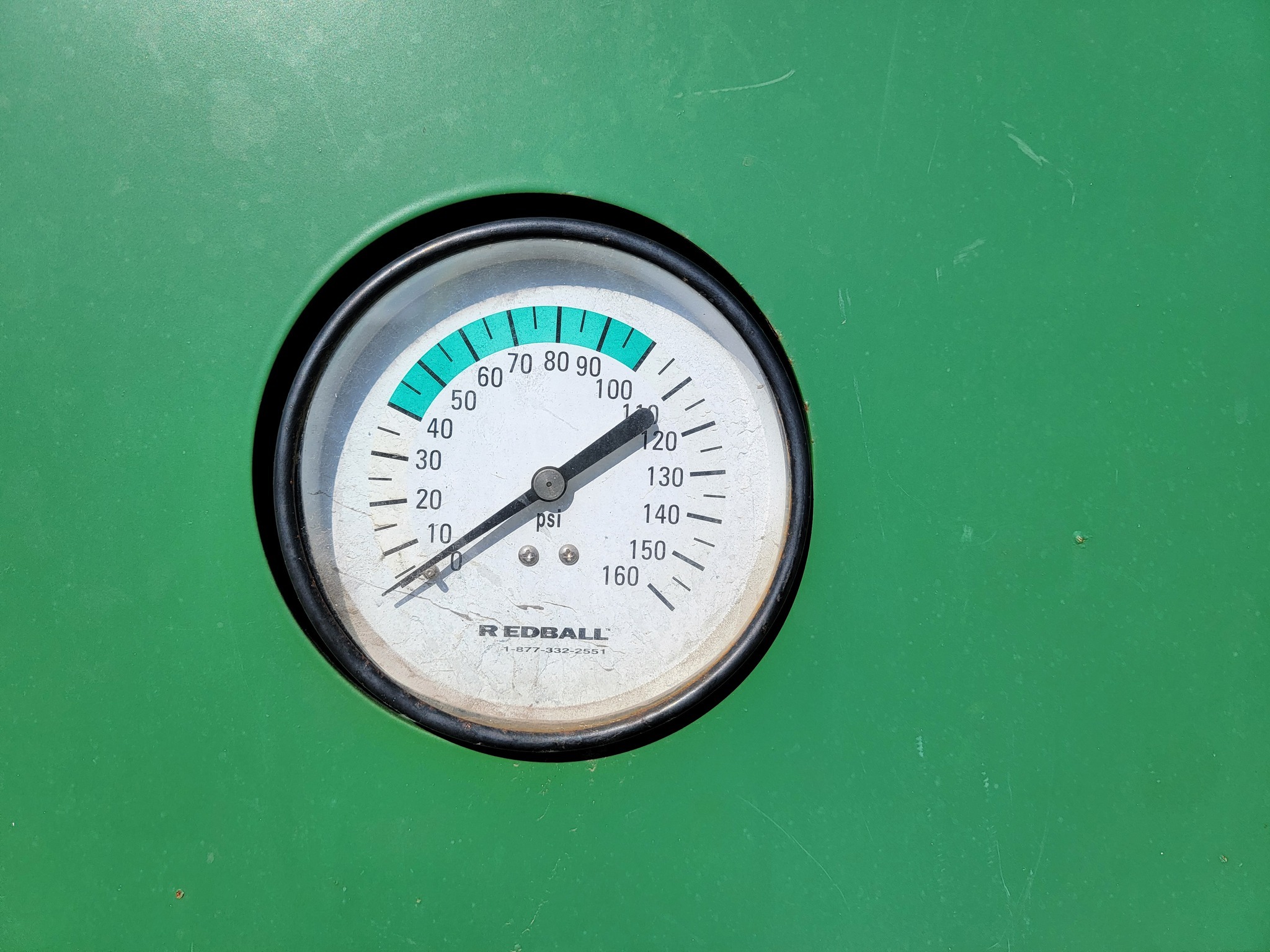  Redball 680 Pull-Type Sprayer