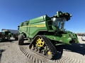 2022 John Deere X9 1000 Combine