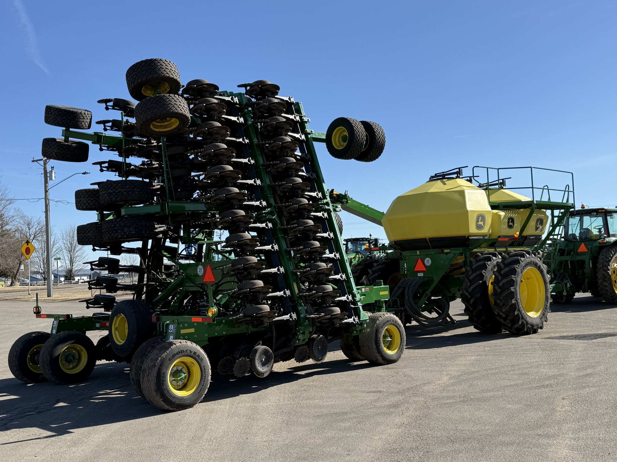 2024 John Deere N560 Air Seeder