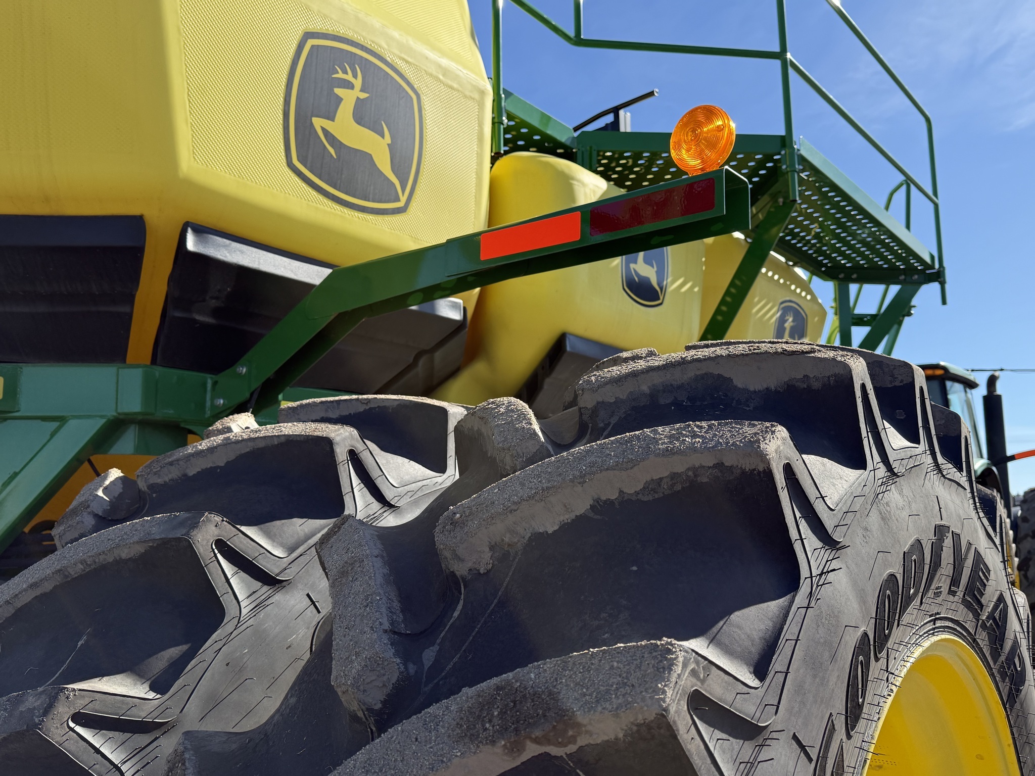 2024 John Deere N560 Air Seeder