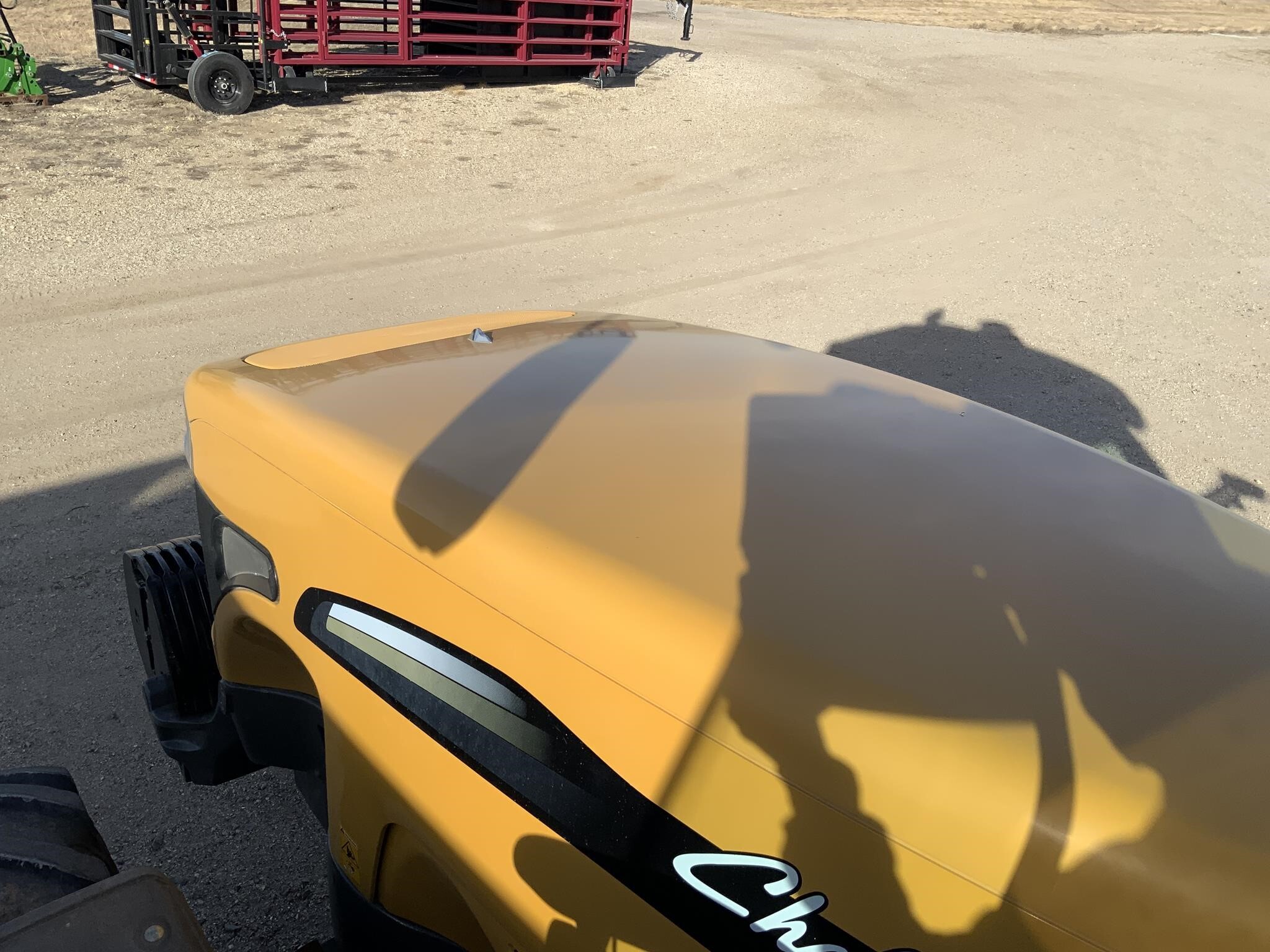 2011 Challenger MT665C Tractor