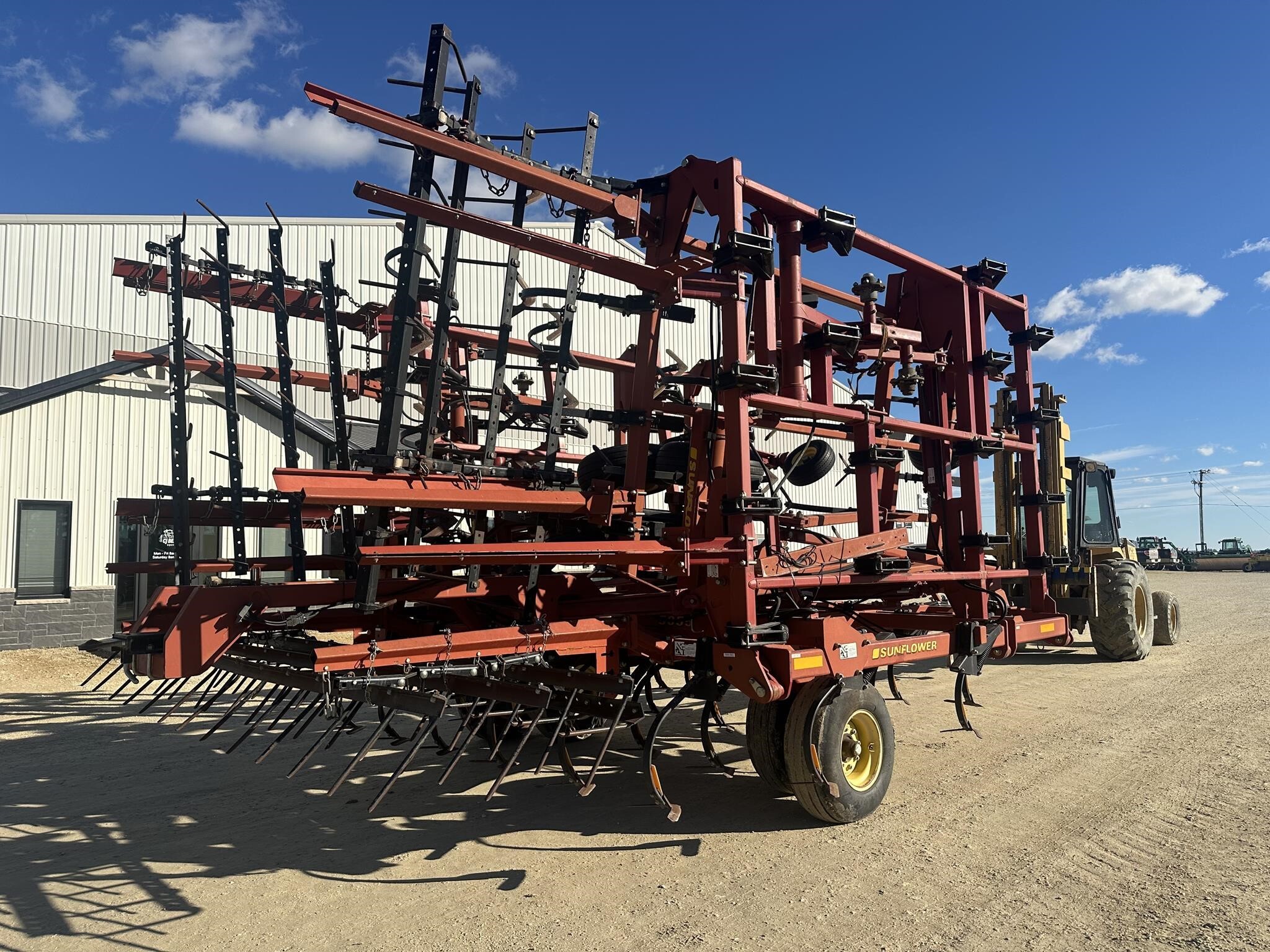 2005 Sunflower 5055-44 Field Cultivator