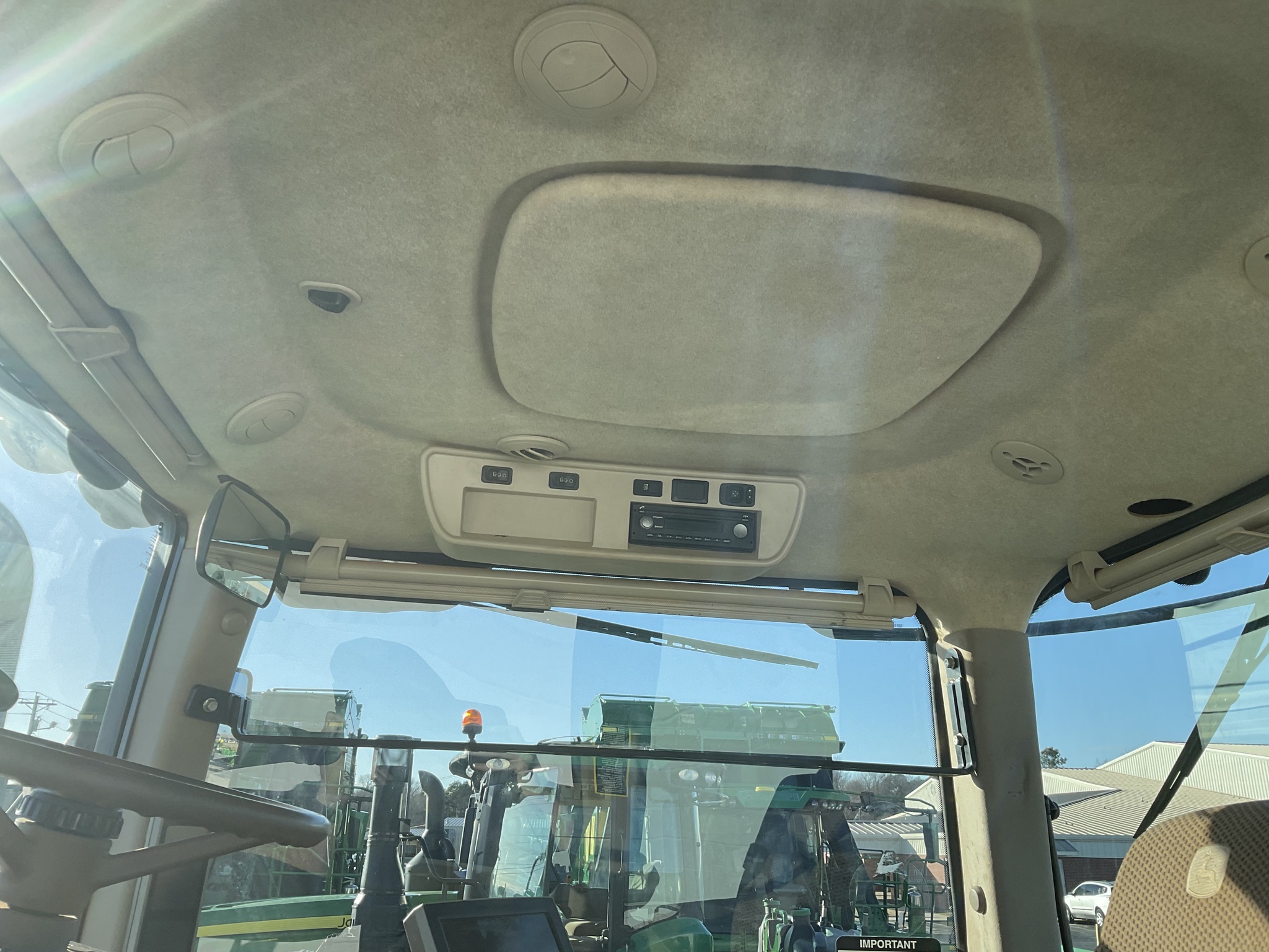 2021 John Deere 9520R Tractor