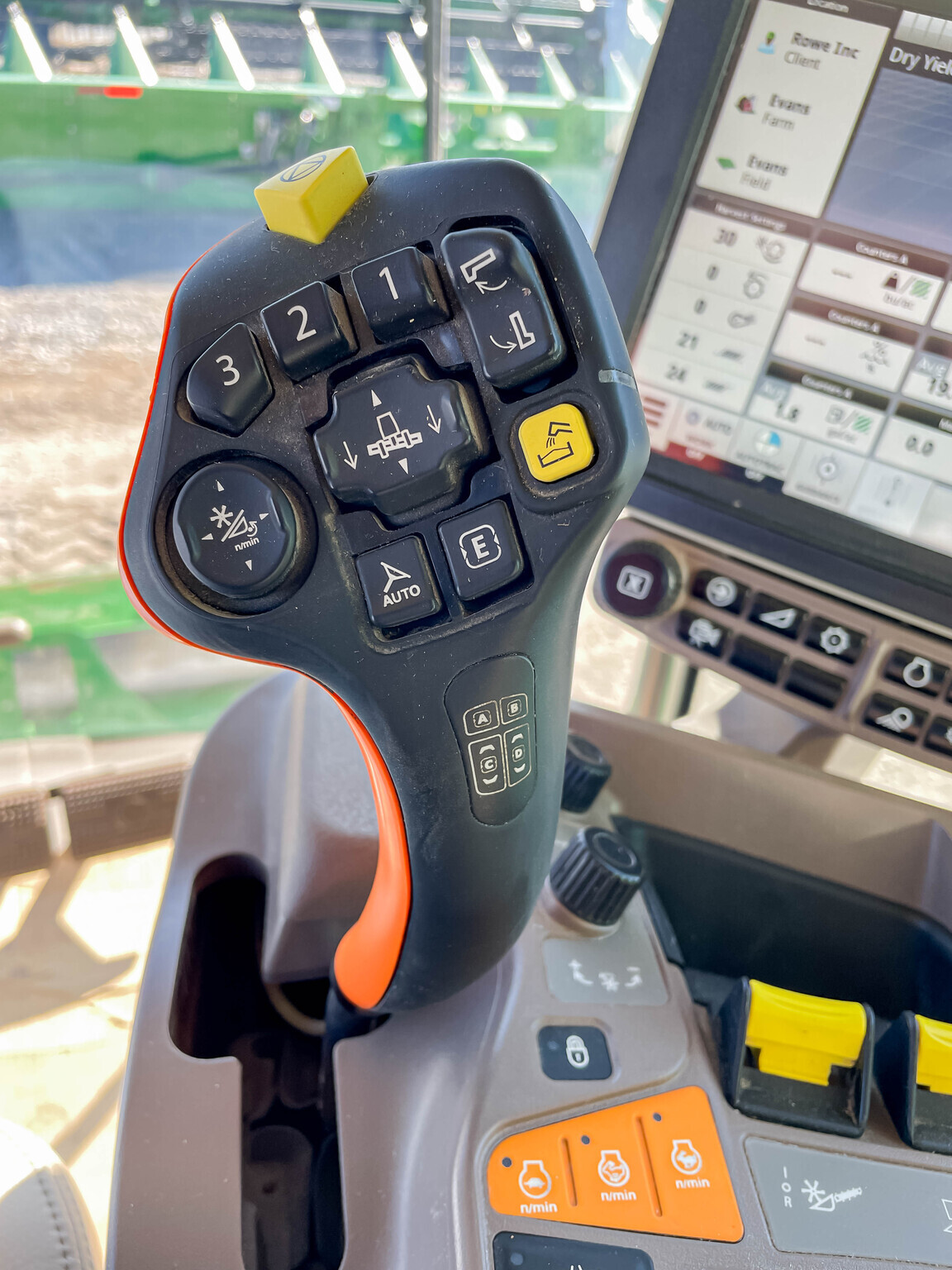 2023 John Deere S780 Combine