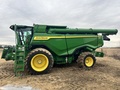 2024 John Deere X9 1100 Combine