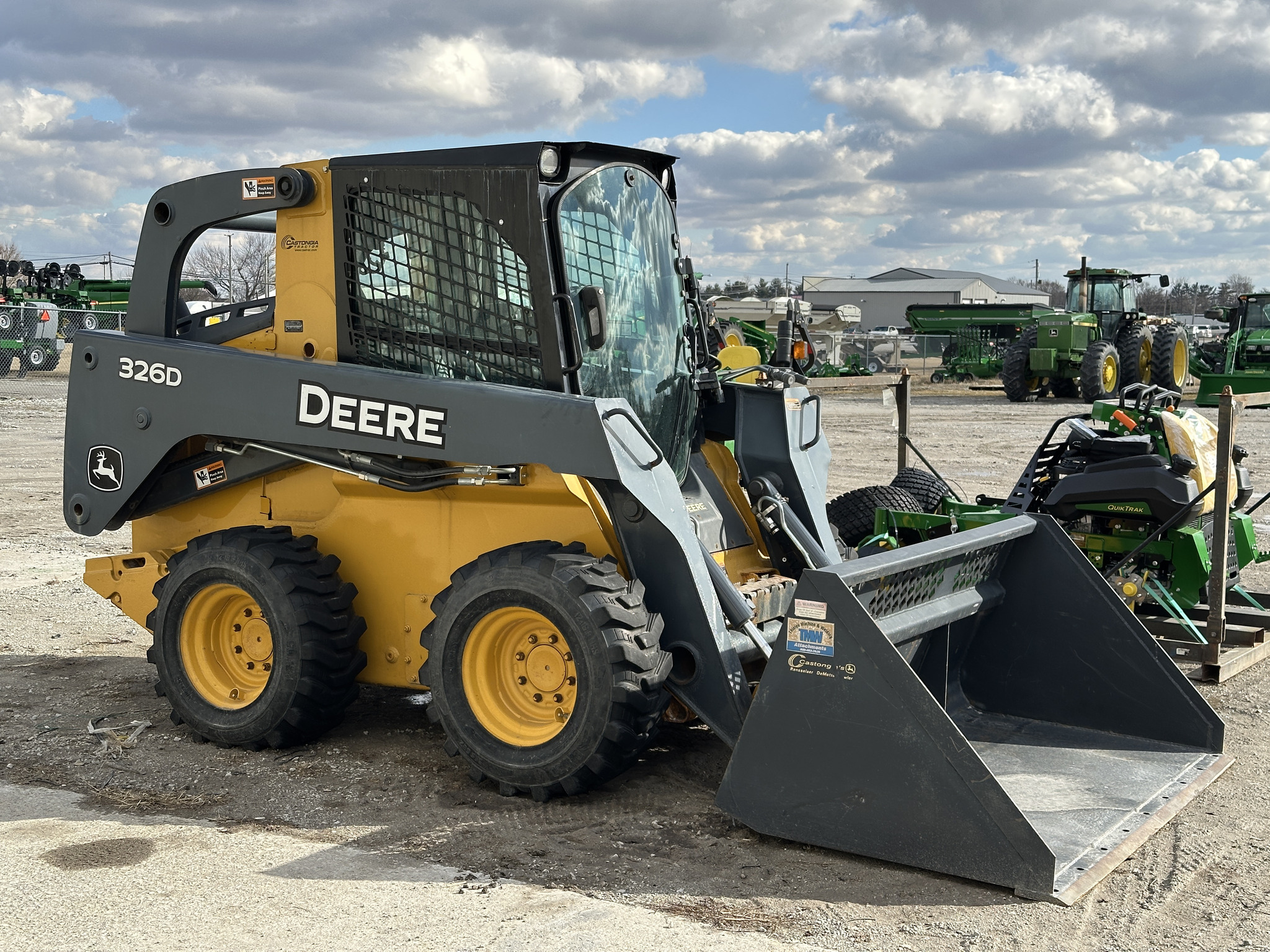 2011 Deere 326D Skid Steer