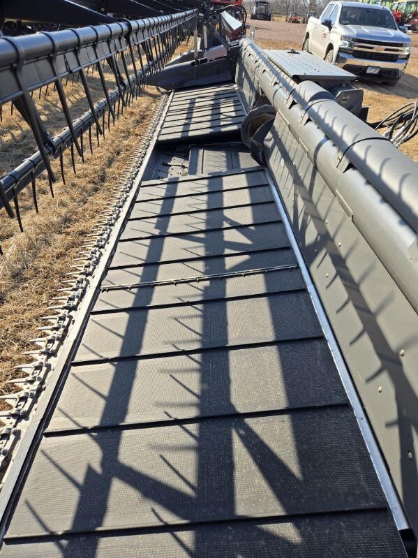 2012 Gleaner 9250 Platform