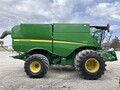 2012 John Deere S670 Combine