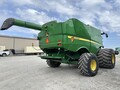 2012 John Deere S670 Combine