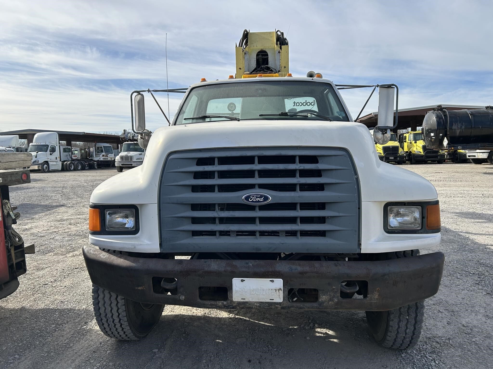 1998 Altec D842ABB Crane