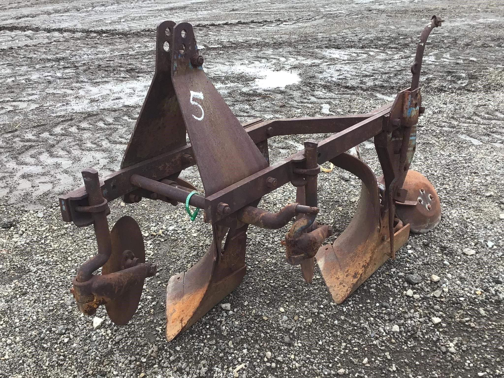  Ford 101 Plow