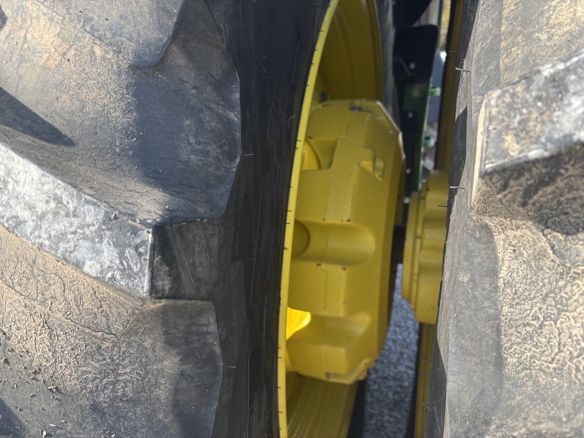 2022 John Deere 6175R Tractor