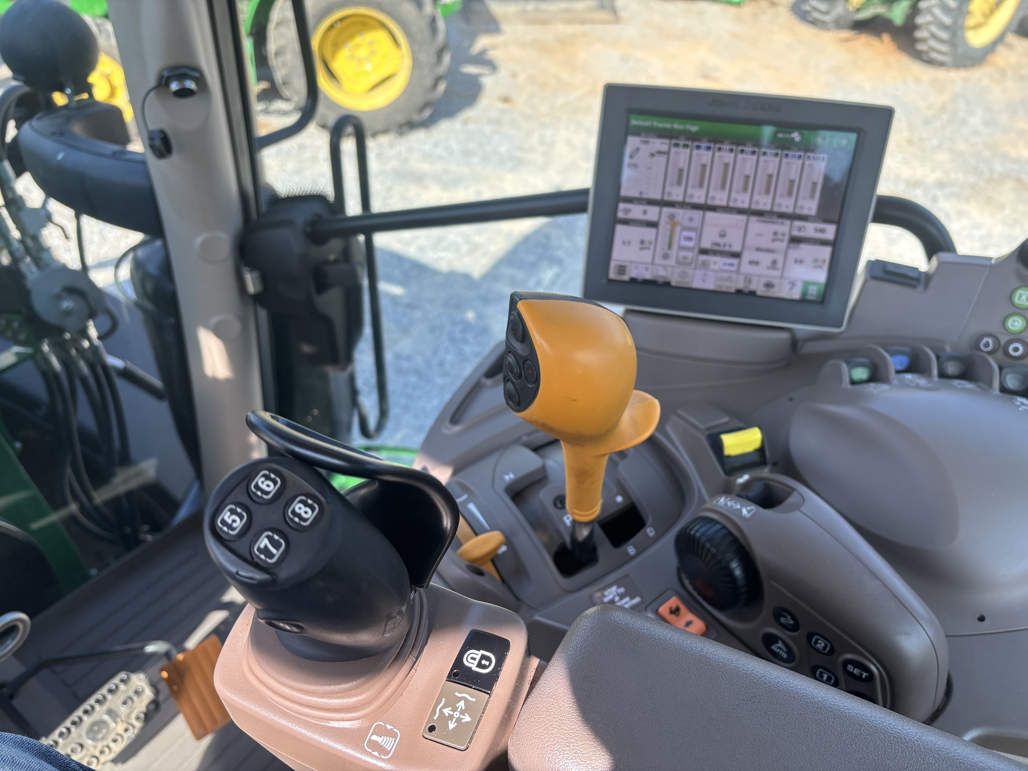 2022 John Deere 6175R Tractor