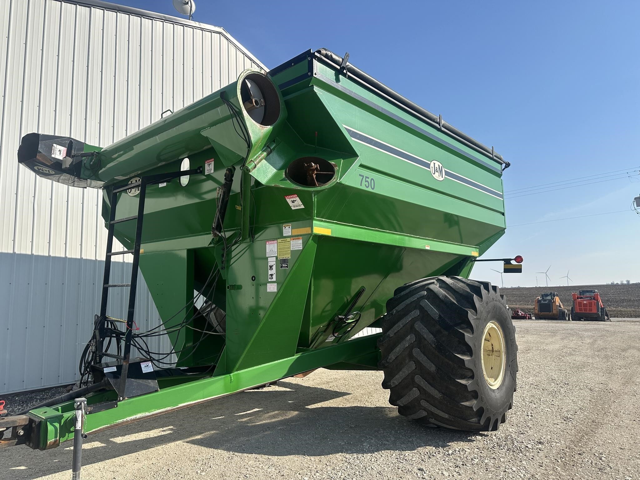 2004 J&M 750-16 Grain Cart