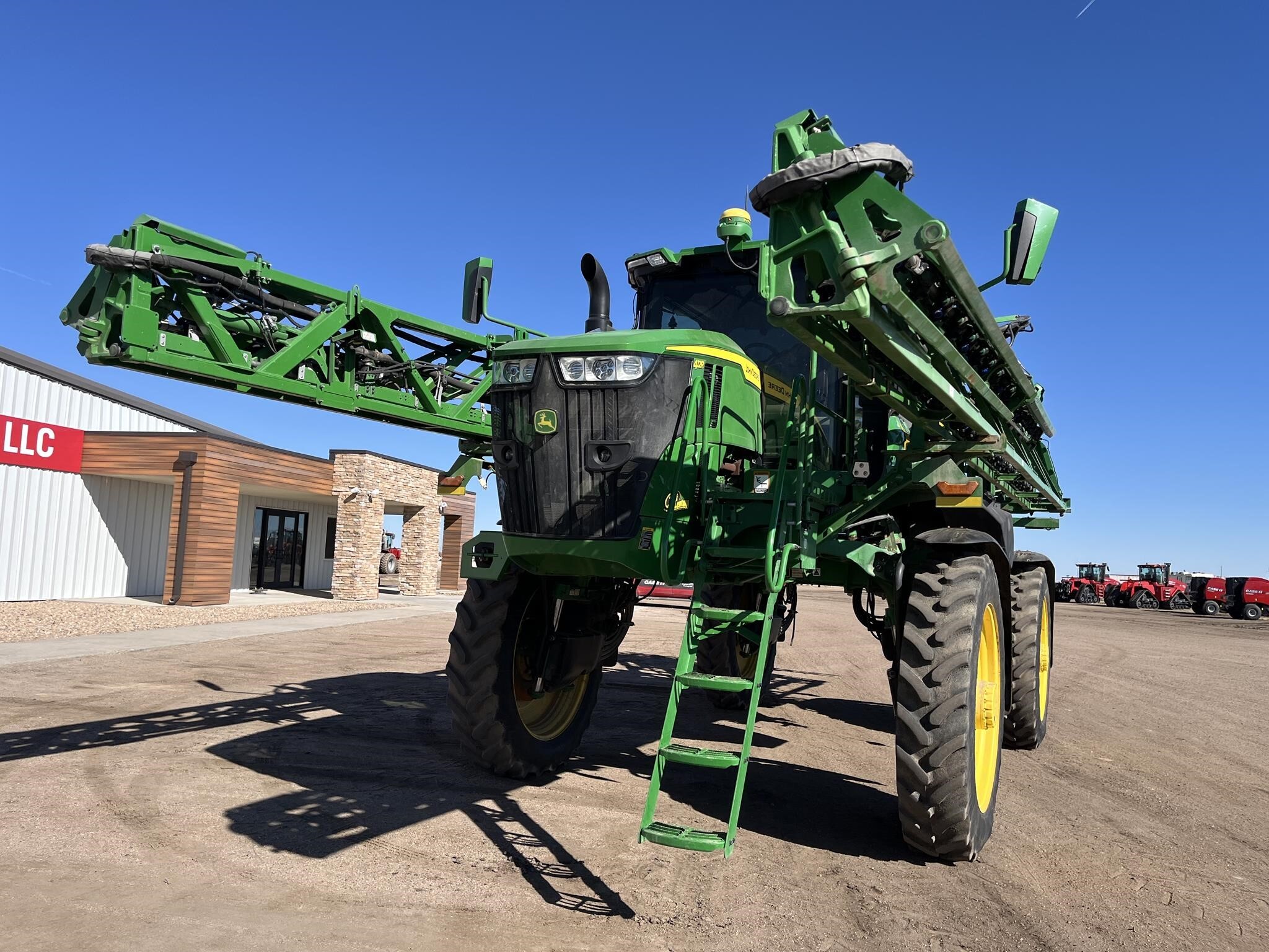 2022 John Deere 412R Self-Propelled Sprayer