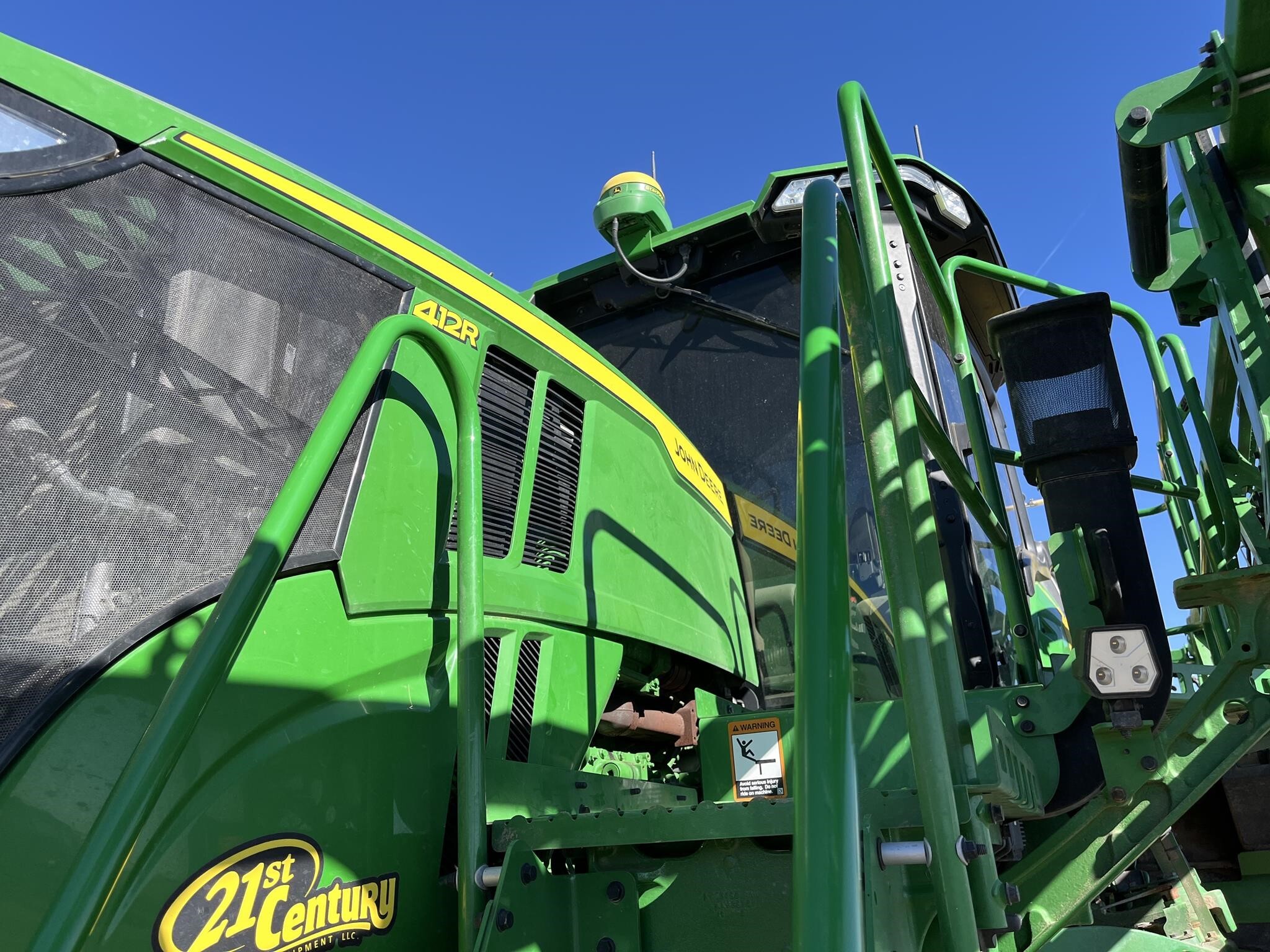 2022 John Deere 412R Self-Propelled Sprayer