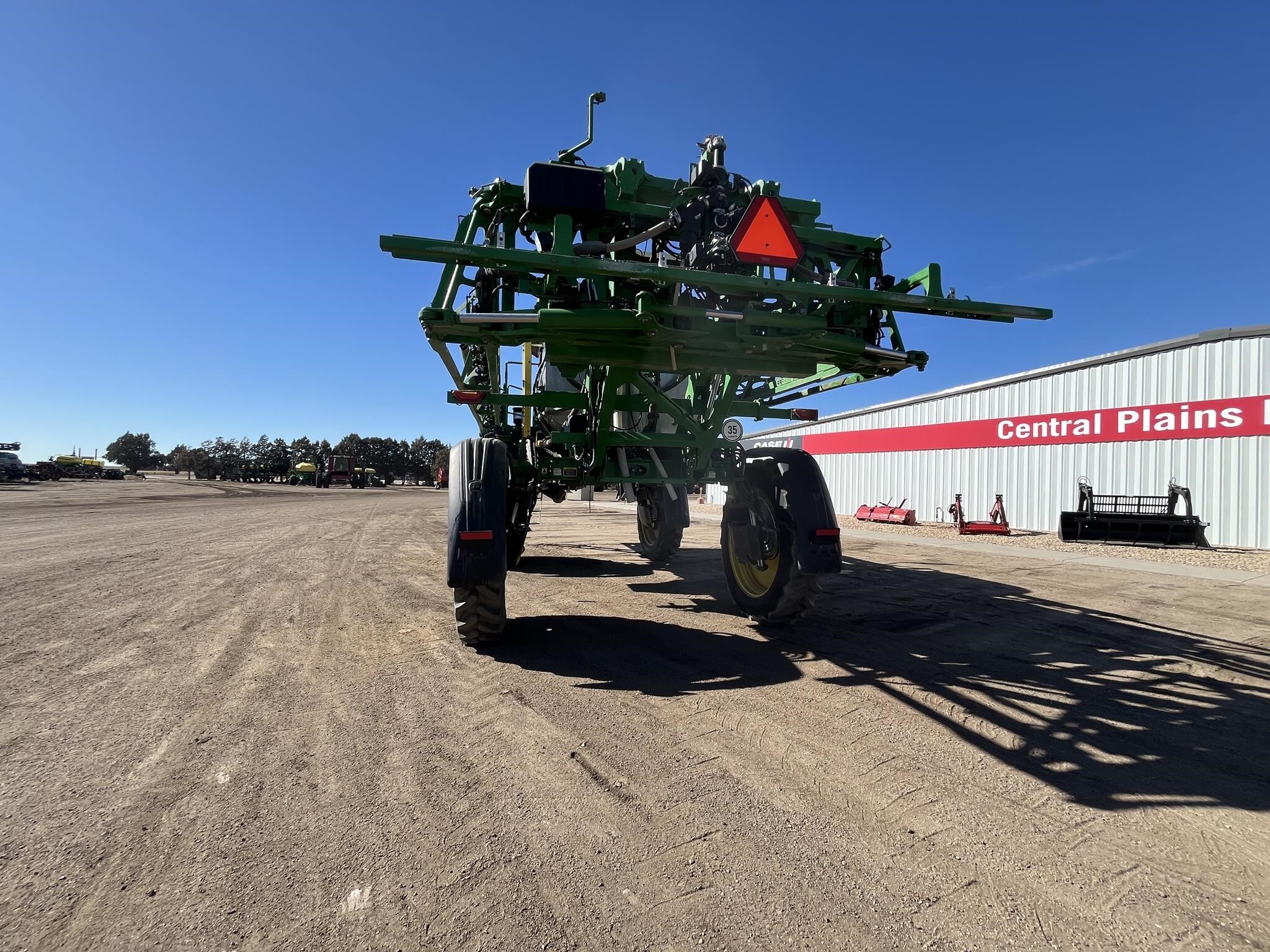 2022 John Deere 412R Self-Propelled Sprayer