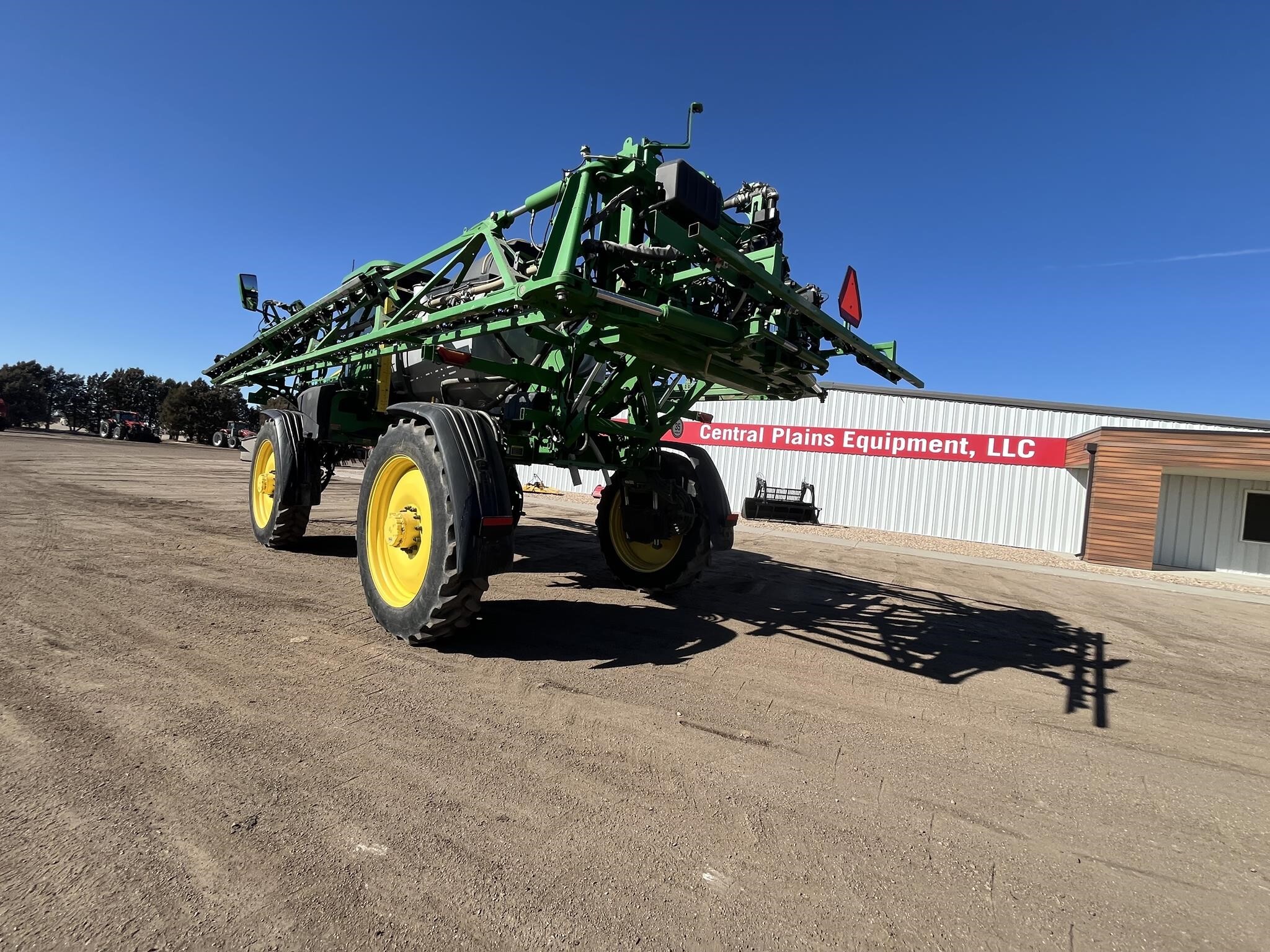 2022 John Deere 412R Self-Propelled Sprayer