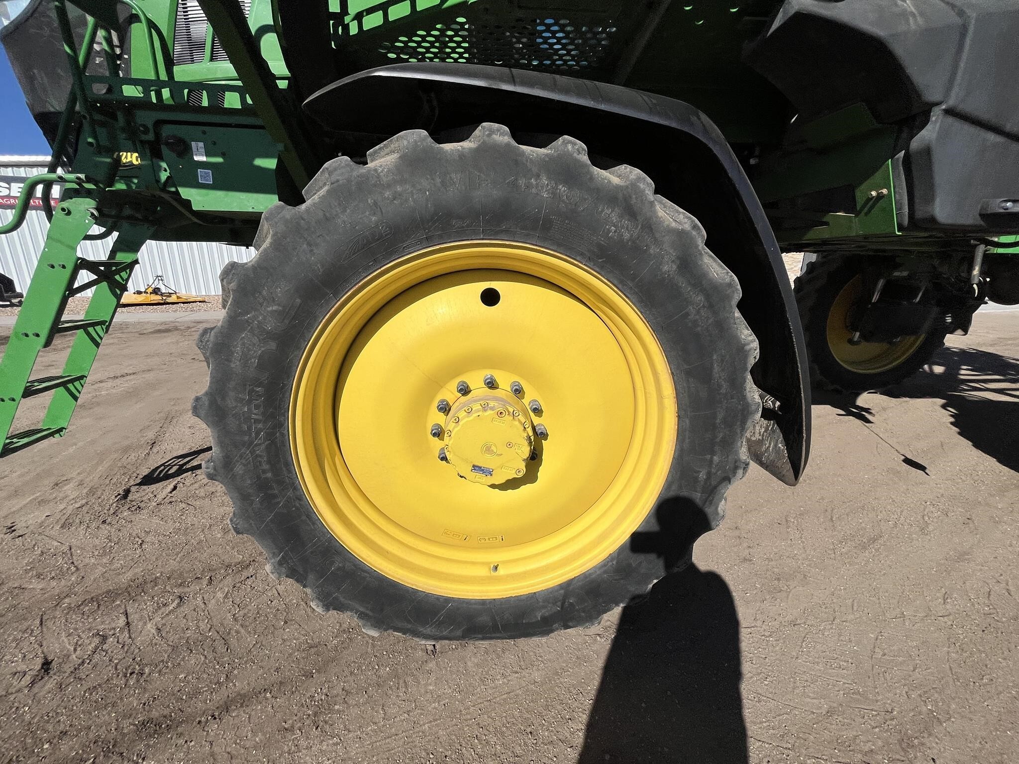 2022 John Deere 412R Self-Propelled Sprayer