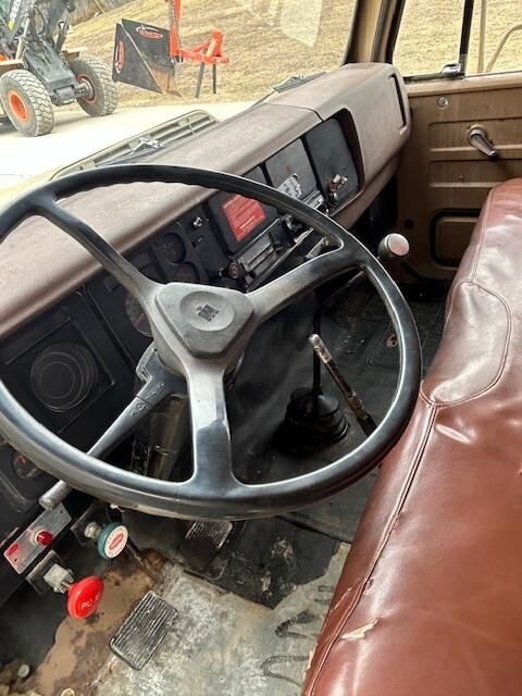 1979 International S1724 Grain Truck
