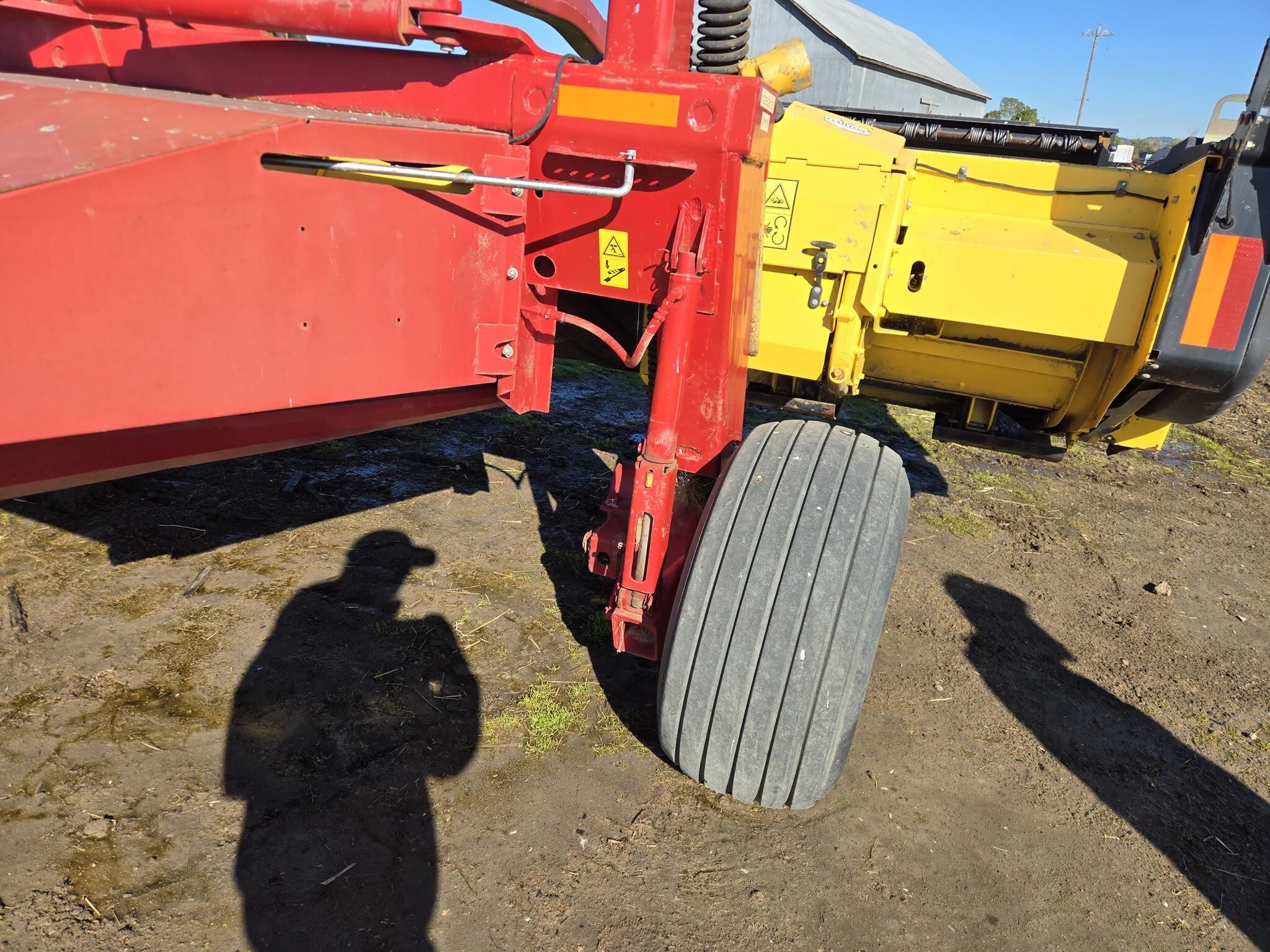 2016 New Holland H7150 Mower Conditioner