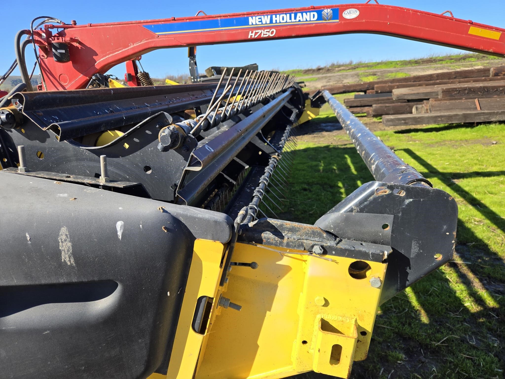2016 New Holland H7150 Mower Conditioner