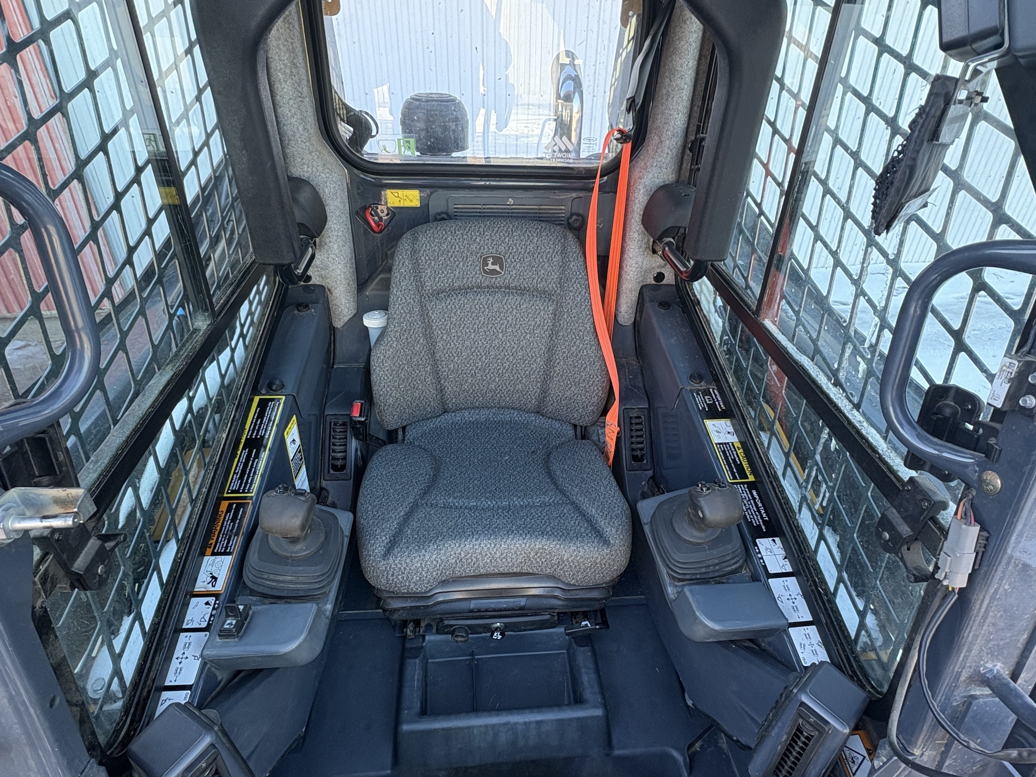 2021 Deere 324G Skid Steer