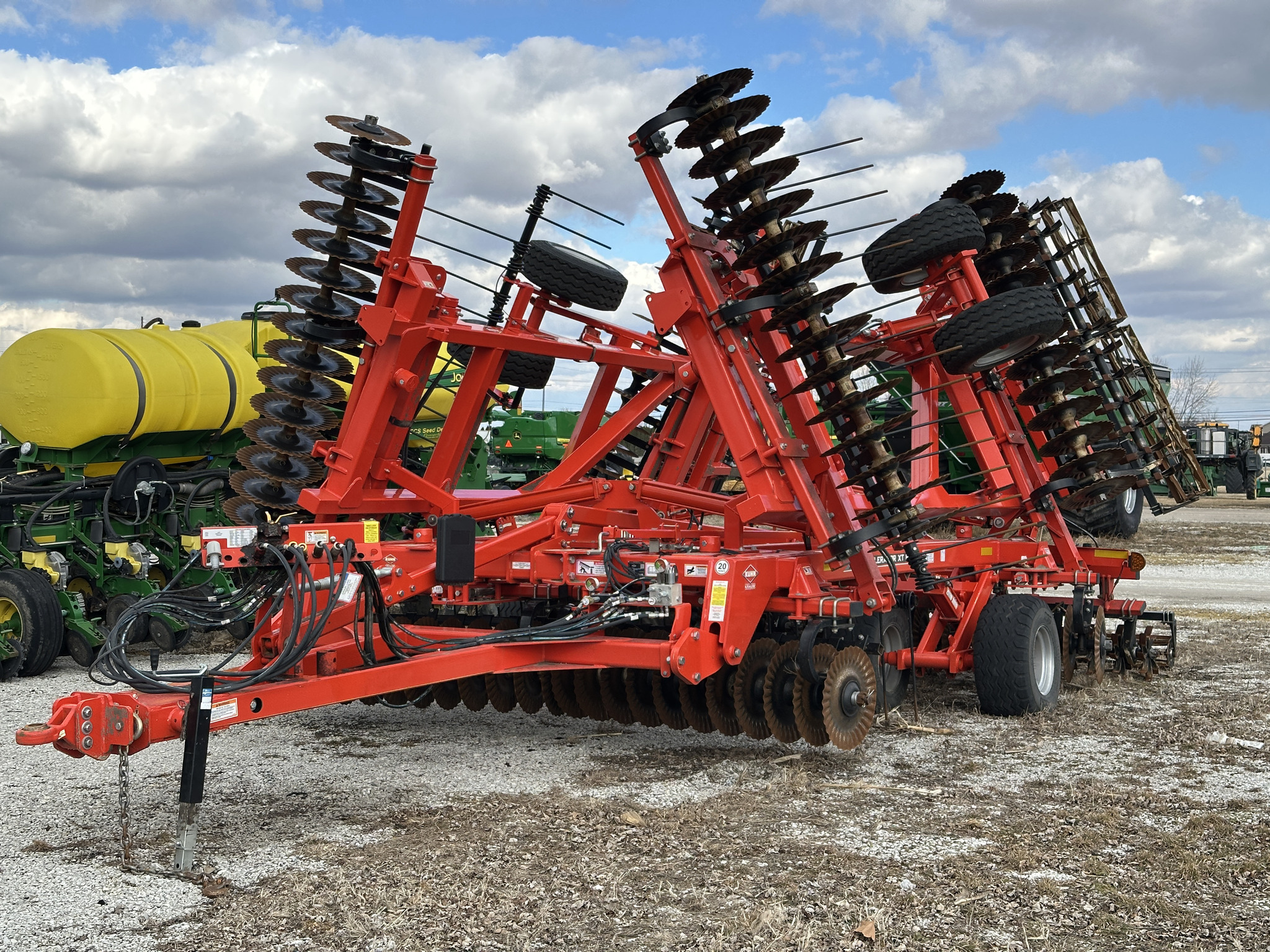 2021 Kuhn 8010-30 Vertical Tillage